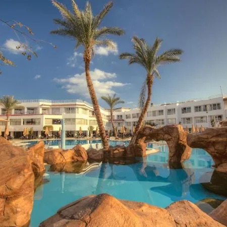 Swiss Heaven Sharming Inn Hotel-Couples & Families Only