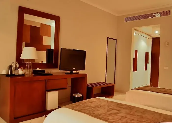 Swiss Heaven Sharming Hotel-couples & Families Only Szálloda