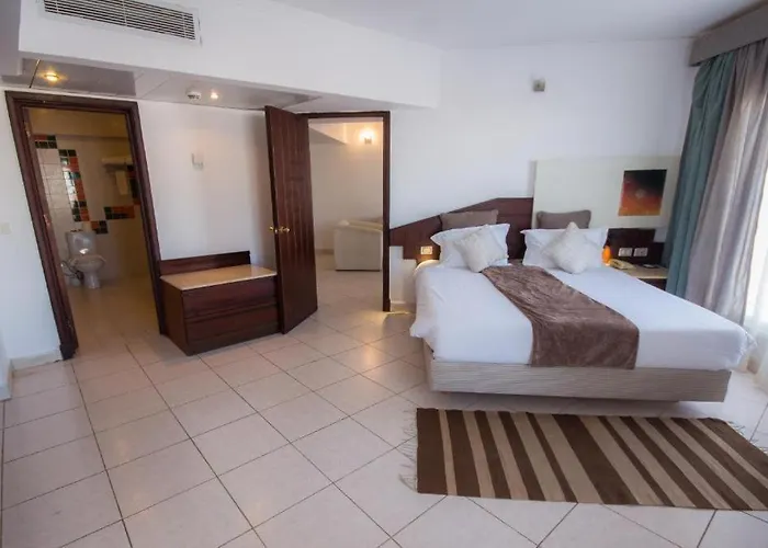 Szálloda Swiss Heaven Sharming Hotel-couples & Families Only 4*